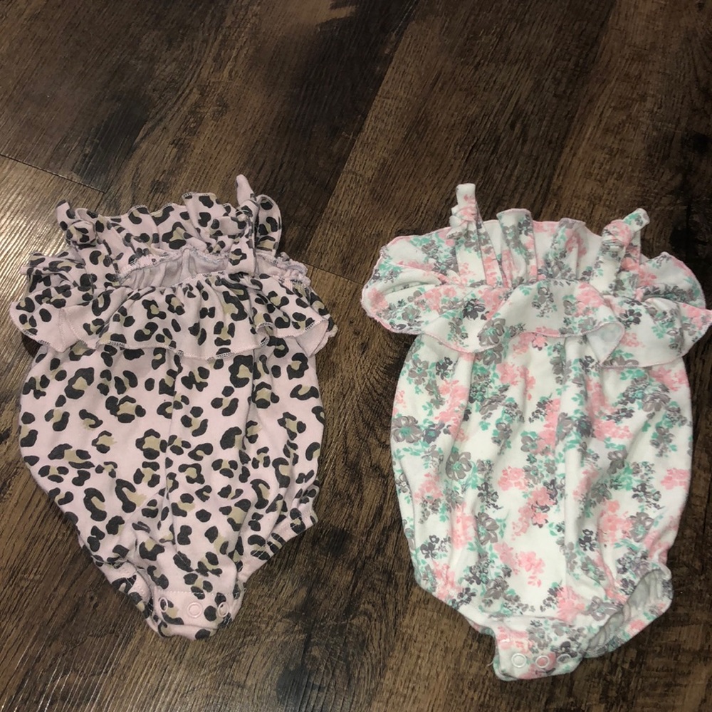 Newborn body suits